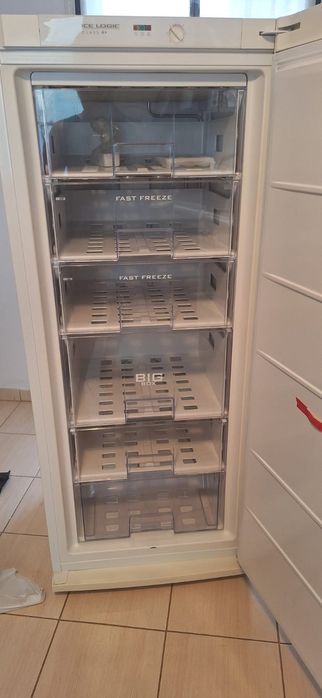 Морозильна камера