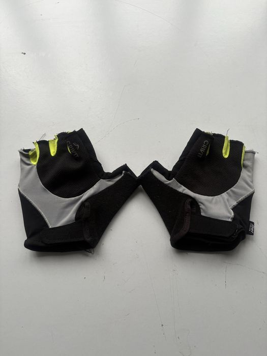 Luvas cotovelo e proteção de pulso