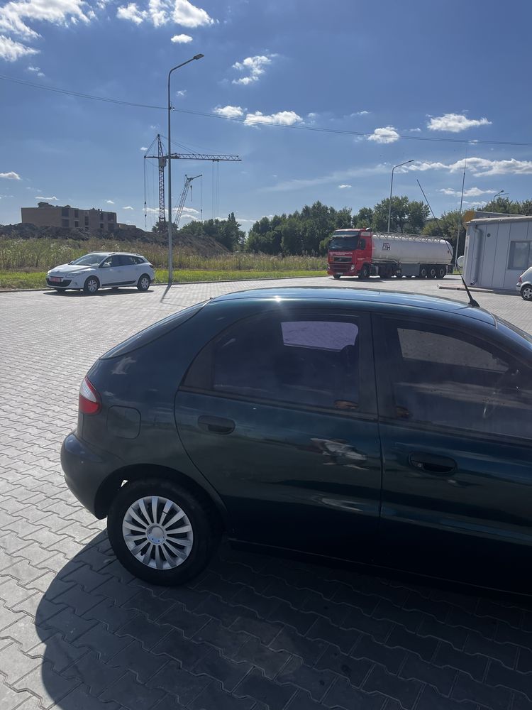 Daewoo Lanos, на повному ходу