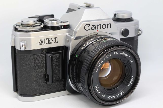 Canon AE-1 + Canon FD 50mm 1:1.8 (conjunto SLR 100% funcional)