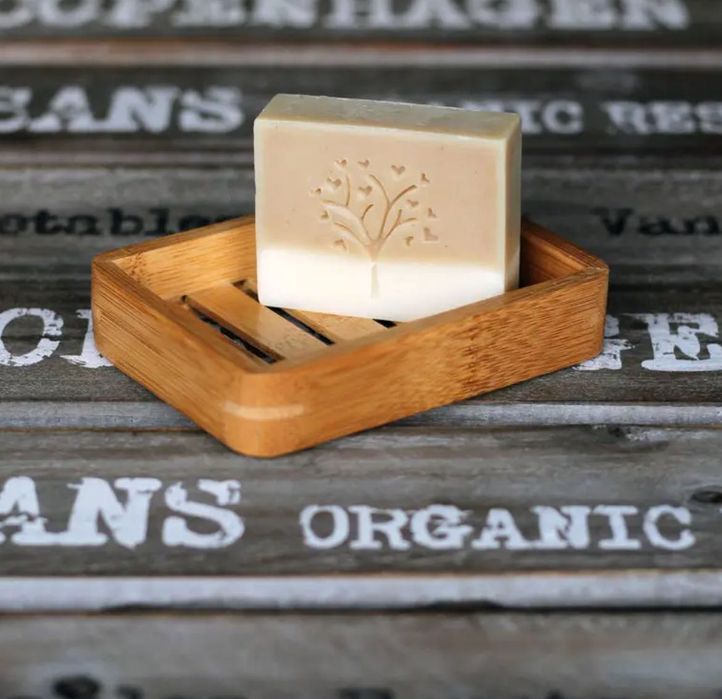 Drewniana mydelniczka – nowa, minimalistyczny design