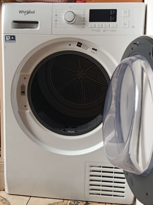 Сушильна машинка whirlpoolдля одягу
