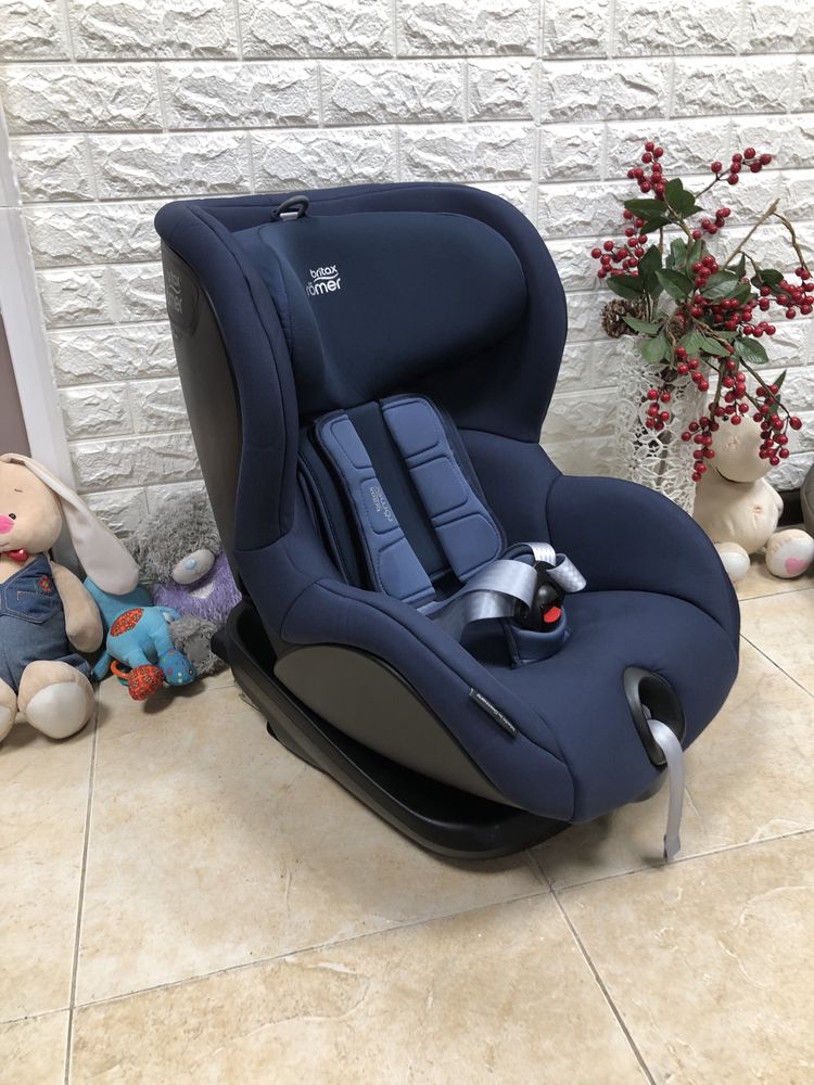 Автокрісло Britax Römer TRIFIX2 i-SIZE Група 1 (9-18 кг) брітакс