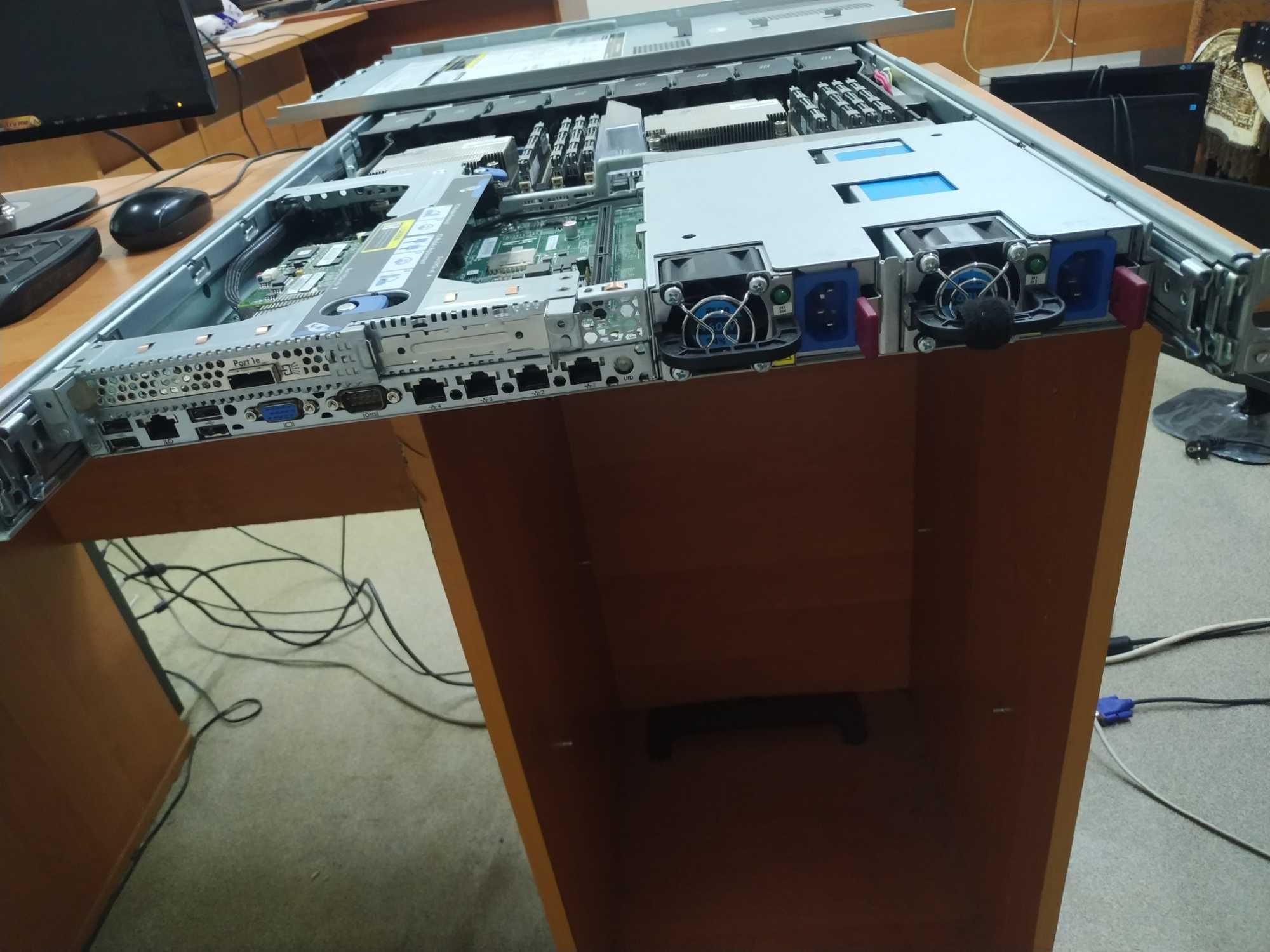 Продам Сервер HP Proliant DL360p G8