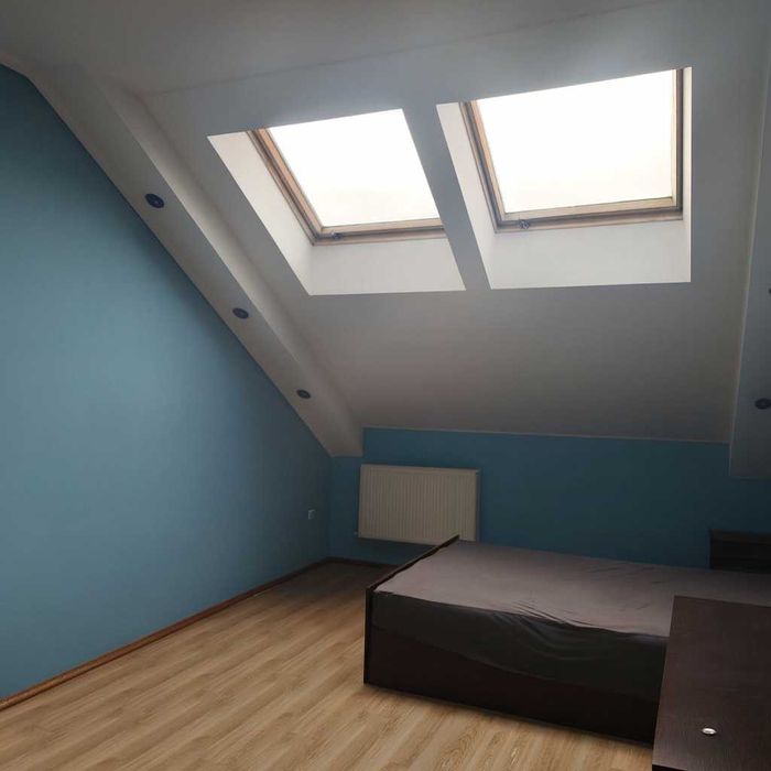 2-кімнатна квартира з мансардними вікнами