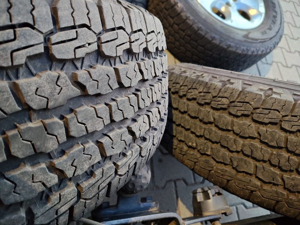 Jeep koła R 18 rozstaw śrub 5x127