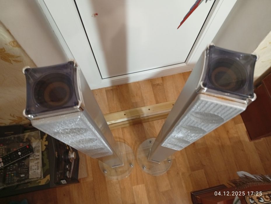 Дві потужні колонки HYUNDAI 100W Корея, акустика