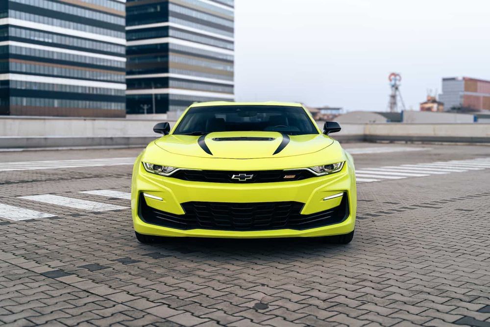 Wynajem Chevrolet Camaro SS 6.2 V8 WYDECH wypożyczalnia samochodów