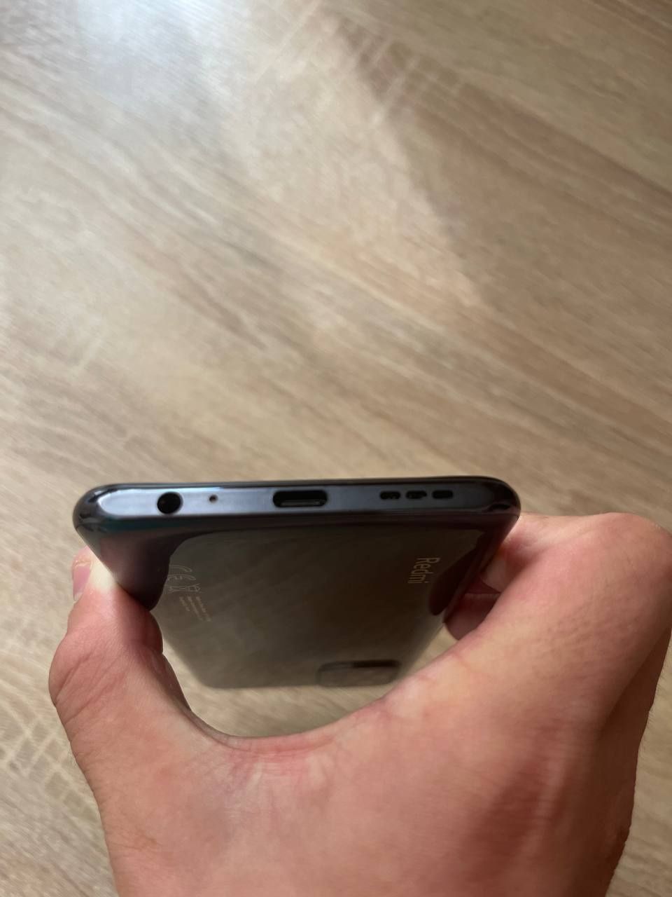 Телефон Xiaomi Redmi Note 10