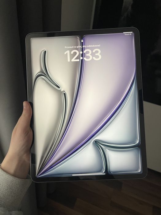 Ipad Air 13 (M3) 2025 Wi-Fi 128 GB 7 gen + akcesoria