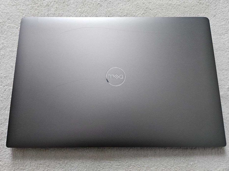 Ноутбук Dell Precision 5540 FHD 256/16GB i5 9400H Nvidia Quadro T1000