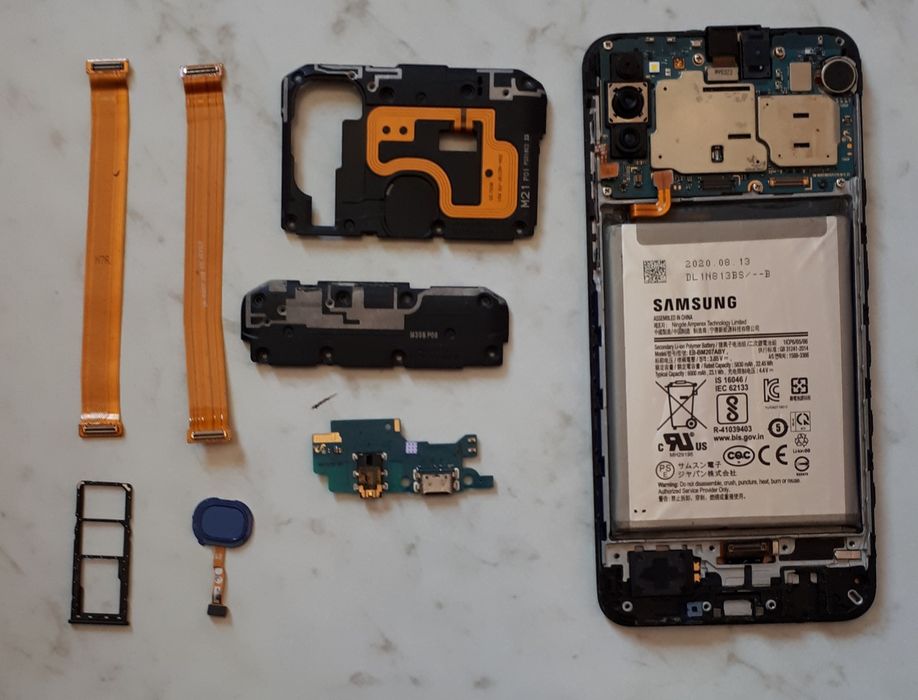 Запчастини Самсунг М21