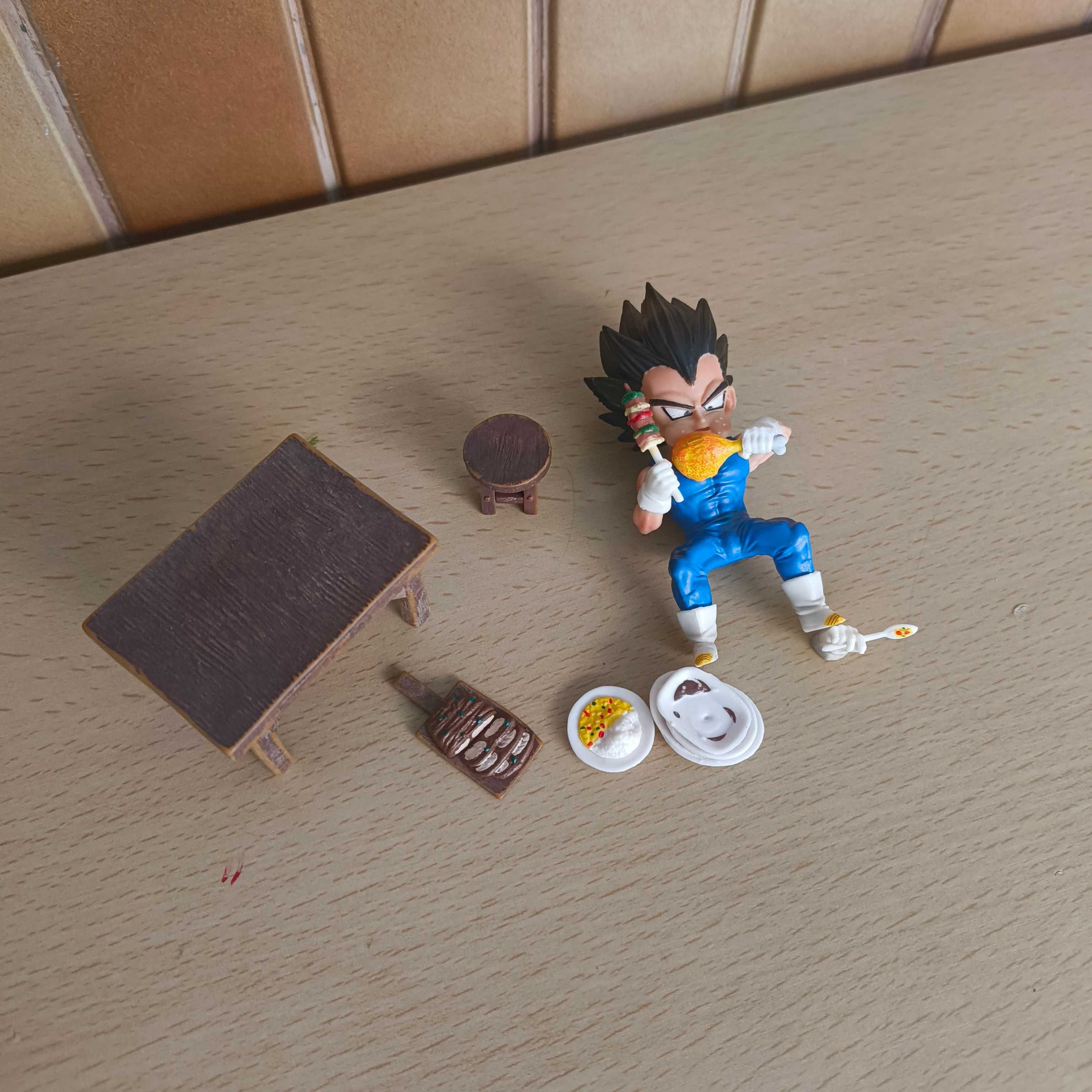 Figura Vegeta a Comer Dragon Ball