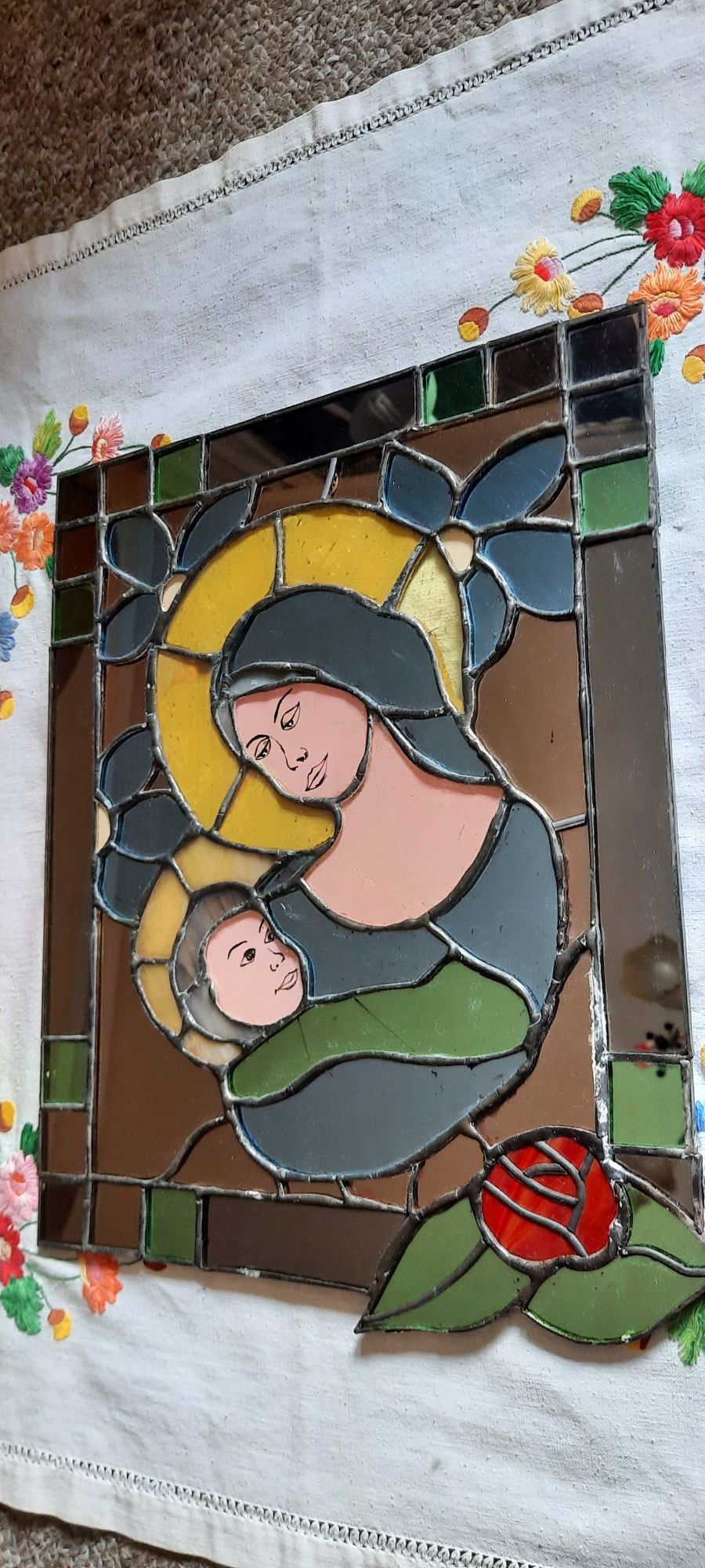 Witrażowa ikona Matka Boża Boska z dzieciątkiem