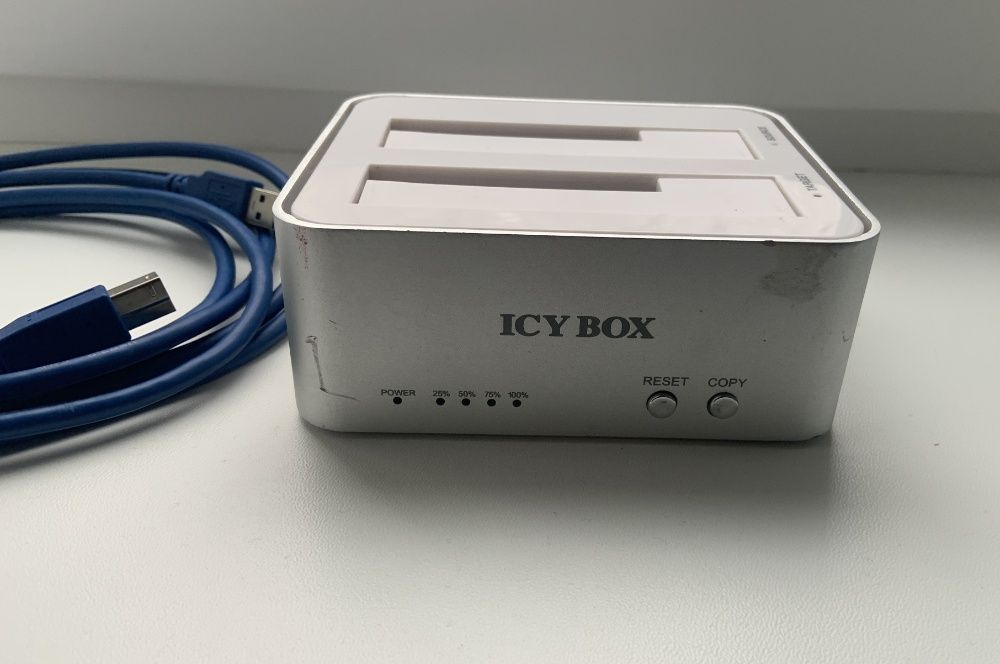 Док-станция Icy Box IB-120CL-U3