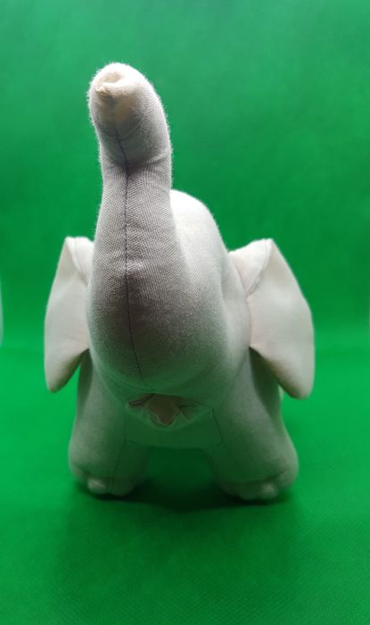 Elefante Tailandês Decorativo em Seda