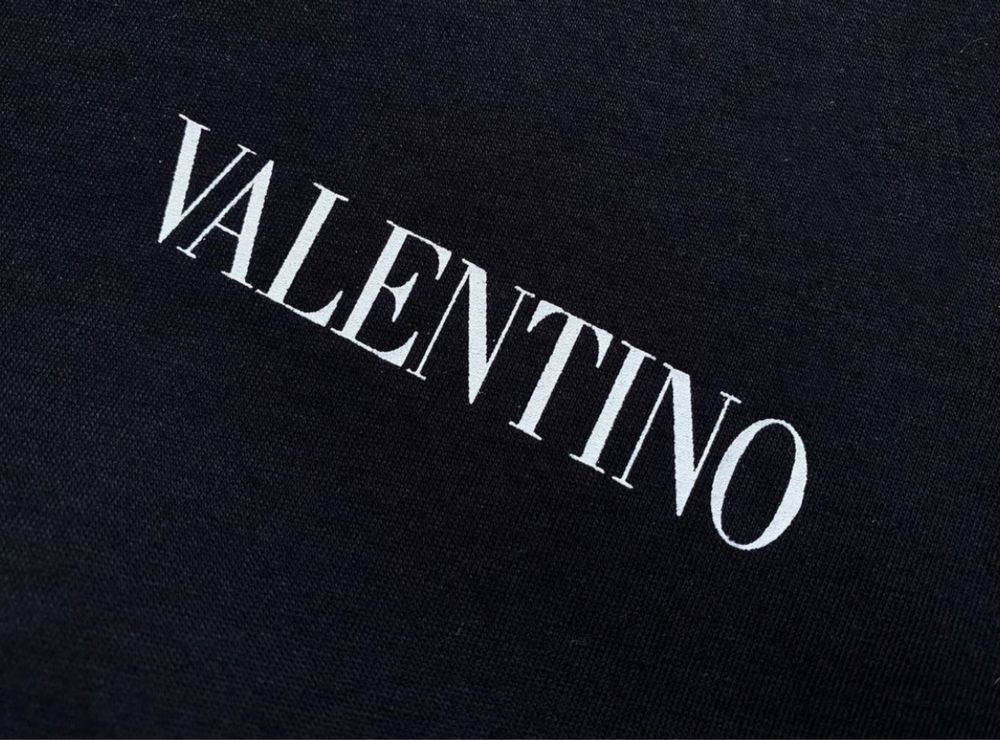 Valentino футболка