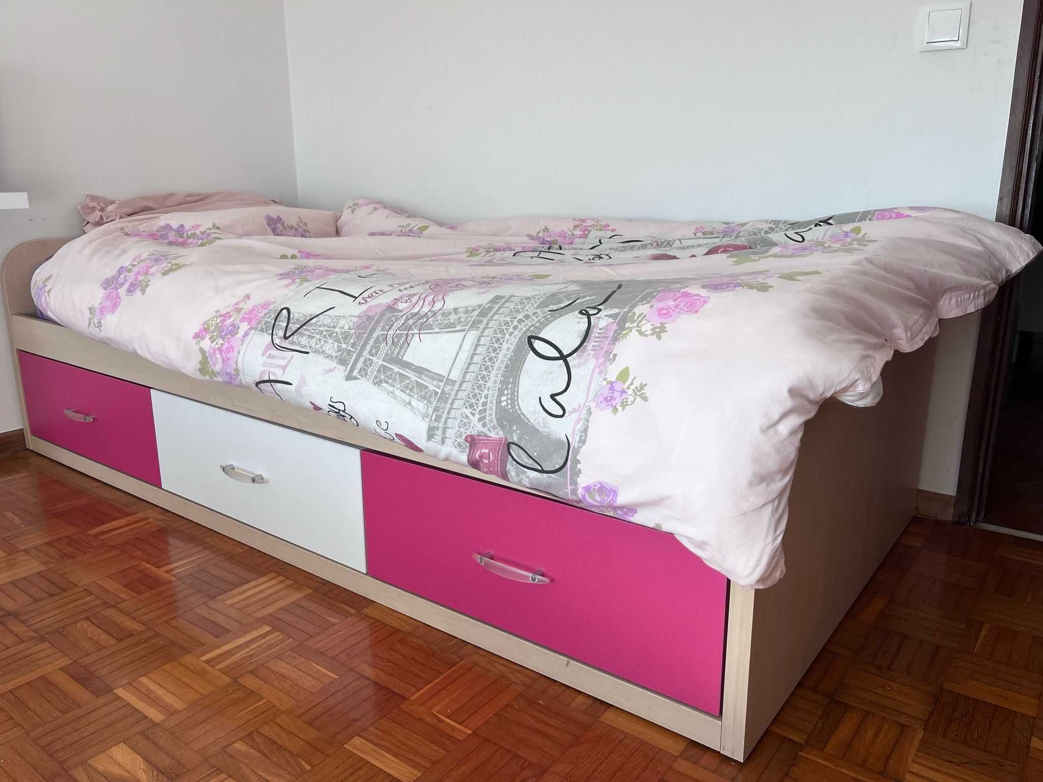 Cama de solteiro completa, com 3 gavetões