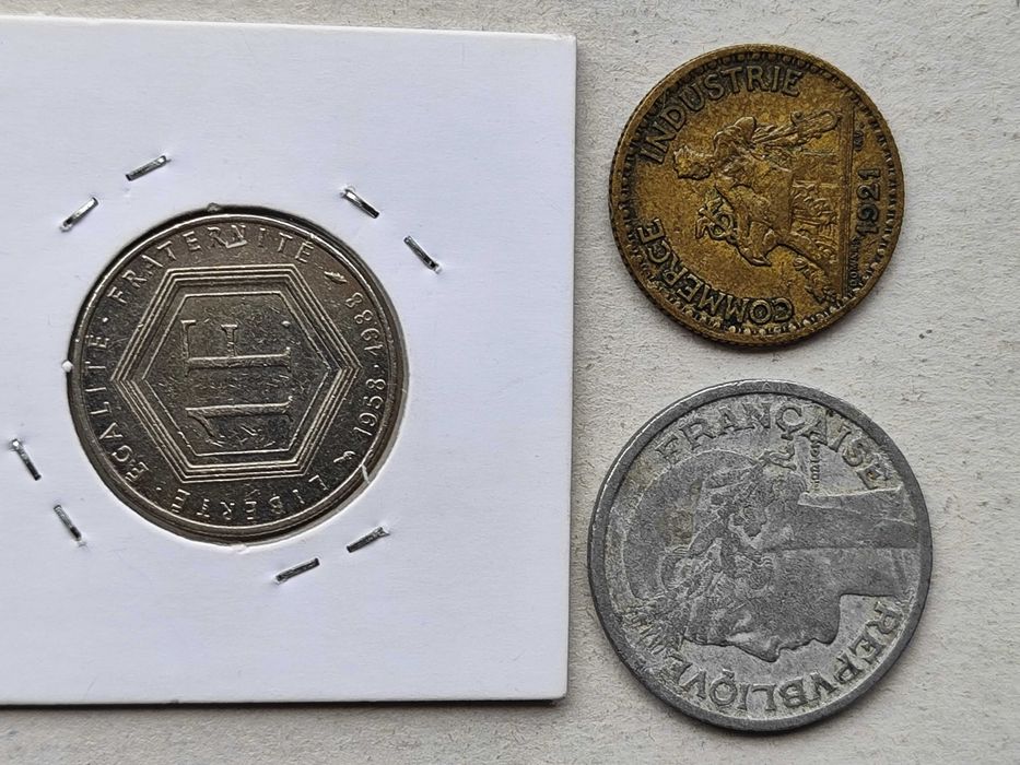 Lote de 16 moedas francesas em excelente estado de conservação