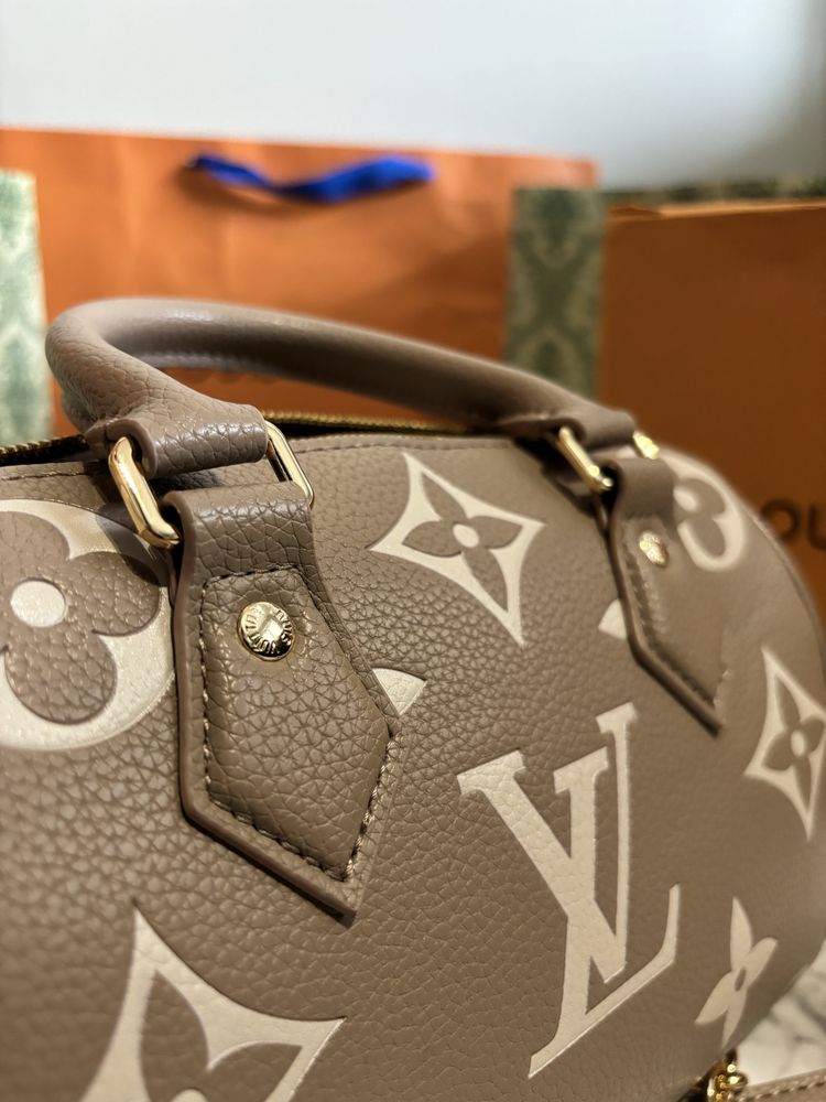 Torebka Louis Vuitton Speedy 20 Bandouliere Skóra naturalna