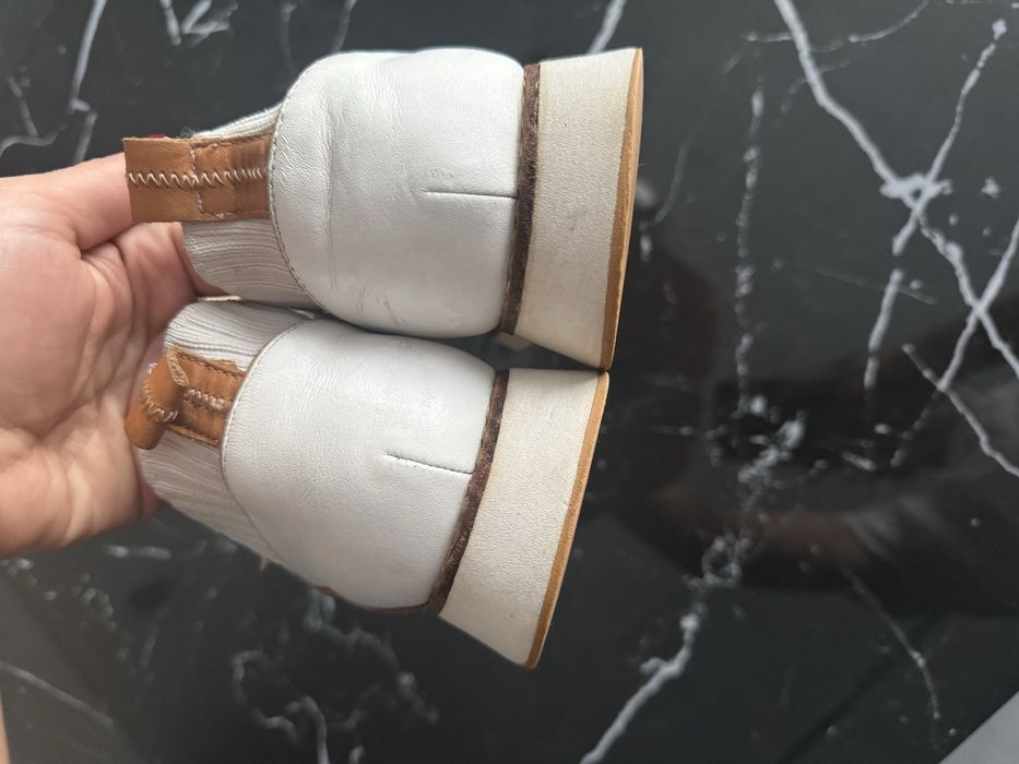 Кросівки шкіряні massimo dutti (24 см)