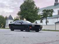 Dodge Challenger Niski Przebieg Ładny Stan