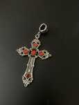 zawieszka chain czerwony krzyz