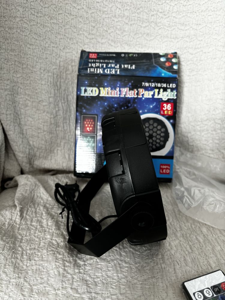 Projetor LED Party Light RGB com comando