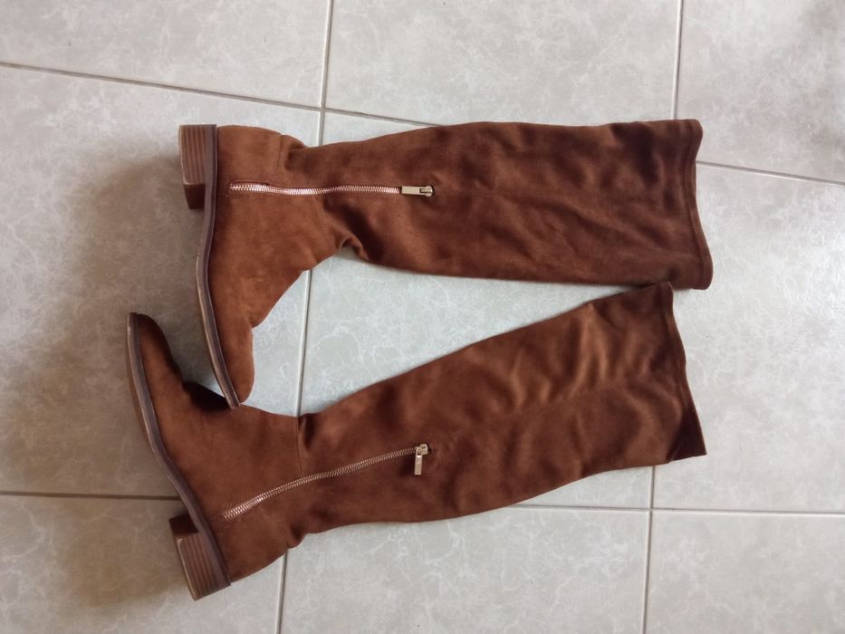 Botas Camurça Cano alto Stradivarius