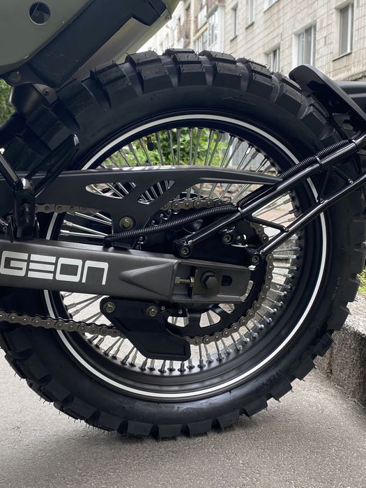 Мотоцикл GEON ROCKSTER 250