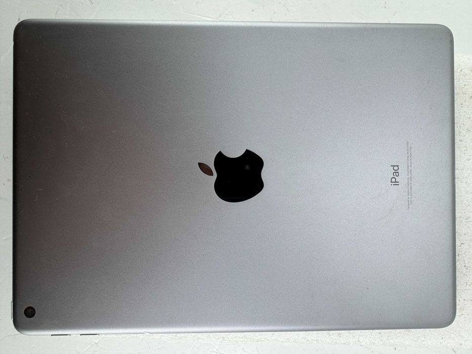 Планшет Apple iPad 6 ген 32GB Space Gray MR7F2LL/A WiFi