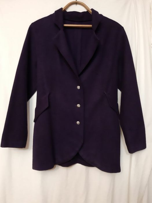 Красивый женский Пиджак