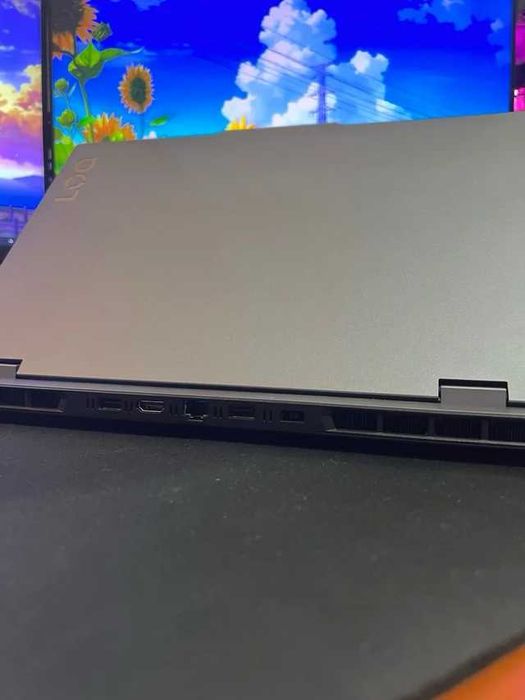 Portátil Gamer Lenovo LOQ 15IRX9