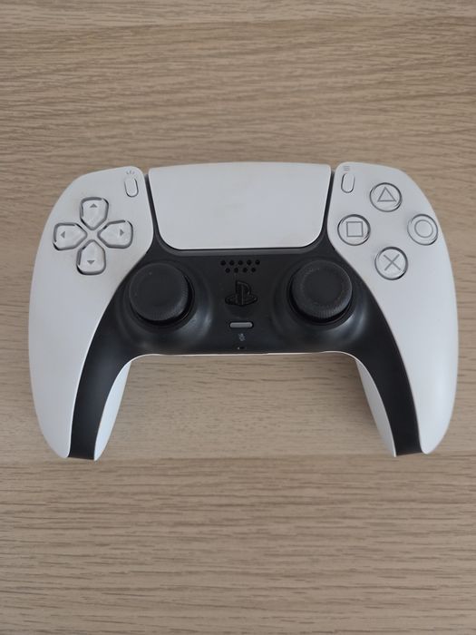 Dualsense PS5 Branco com Drift no Analógico Direito