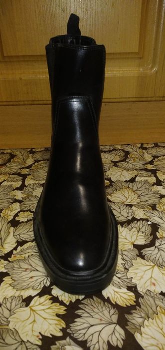 Продам нові червики ZARA