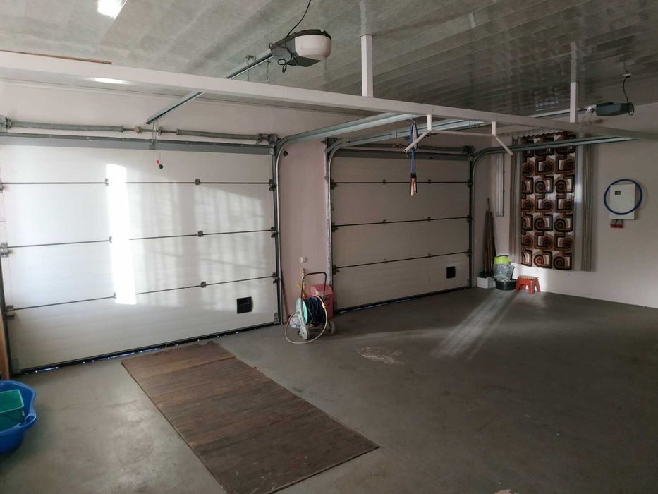 Дом в селе Осещина , Троянда-2