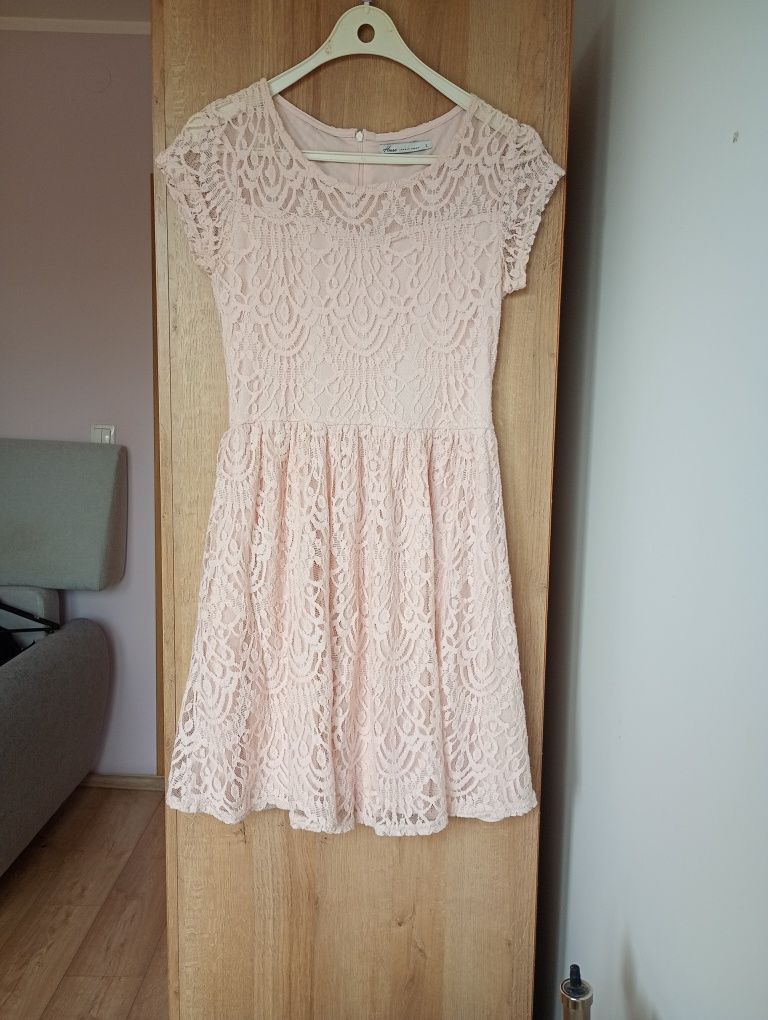 Sukienki sukieneczki na komunię wesele chrzest eleganckie wiosna lato