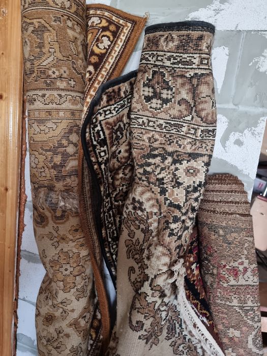 Ціна за 3 килима  продам оптом. Різних розмерів .