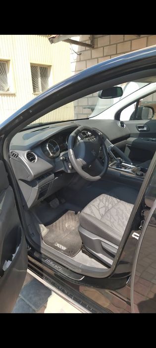 Пежо 3008 2.0 дизель/електро 147kw