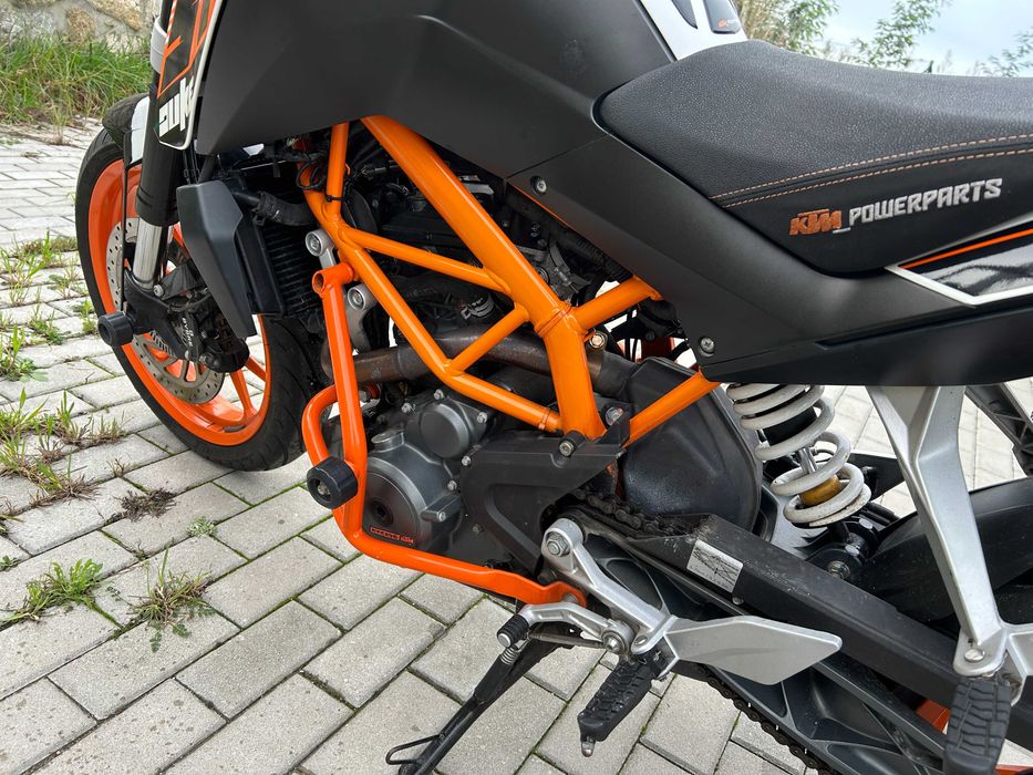 KTM Duke 390 ANO 2015