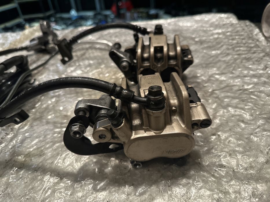 Honda Shadow VT 600 Zaciski Hamulcowe Pompa Klakson M561