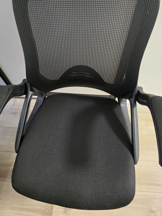 Офісне крісло - комп'ютерне крісло