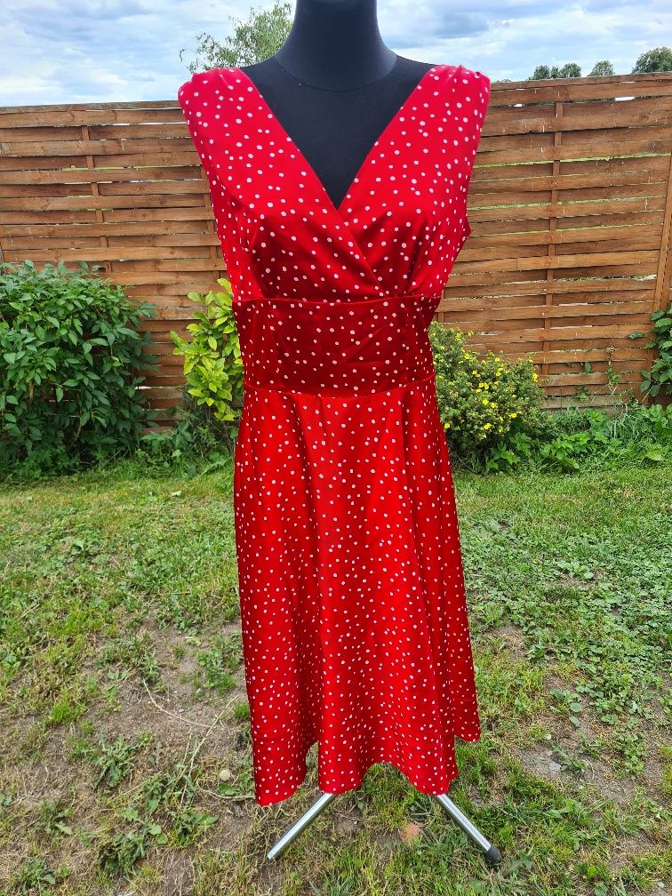 Elegancka sukienka