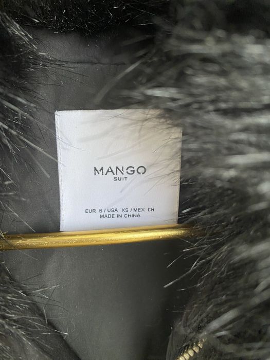 Довга куртка пуховік  MANGO пальто пуховик