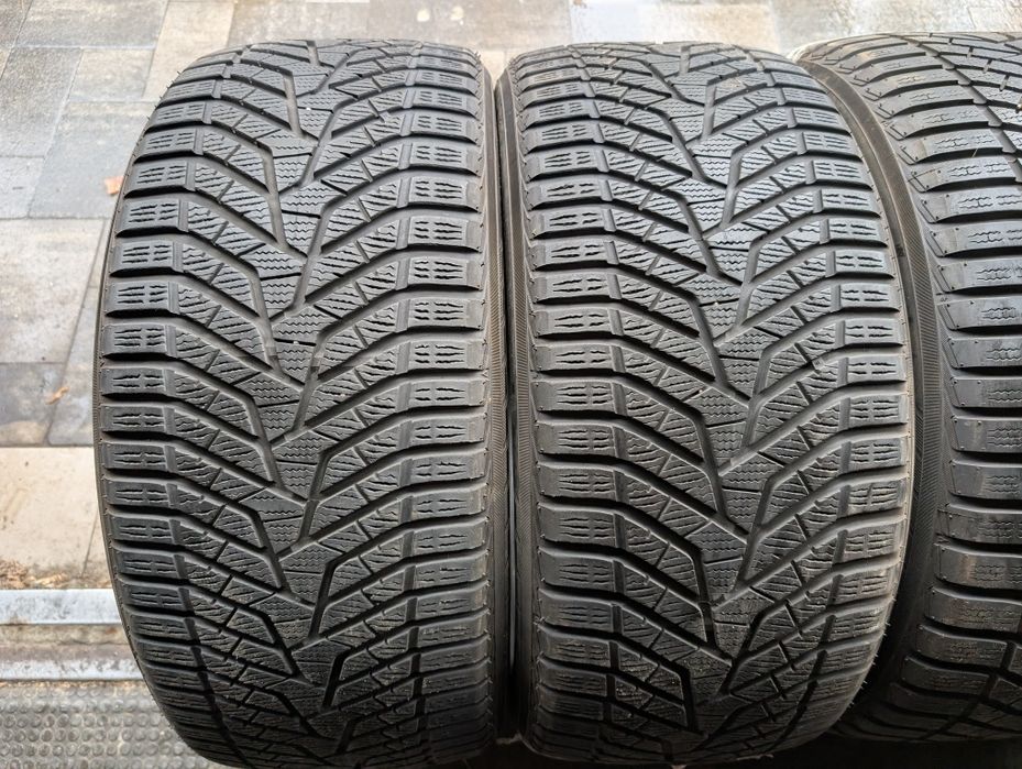 Зимняя резина 275/40 R21 315/35 R21 Yokohama