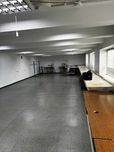 Продам приміщення В. Червонія 39 (площа 70 м.кв.)