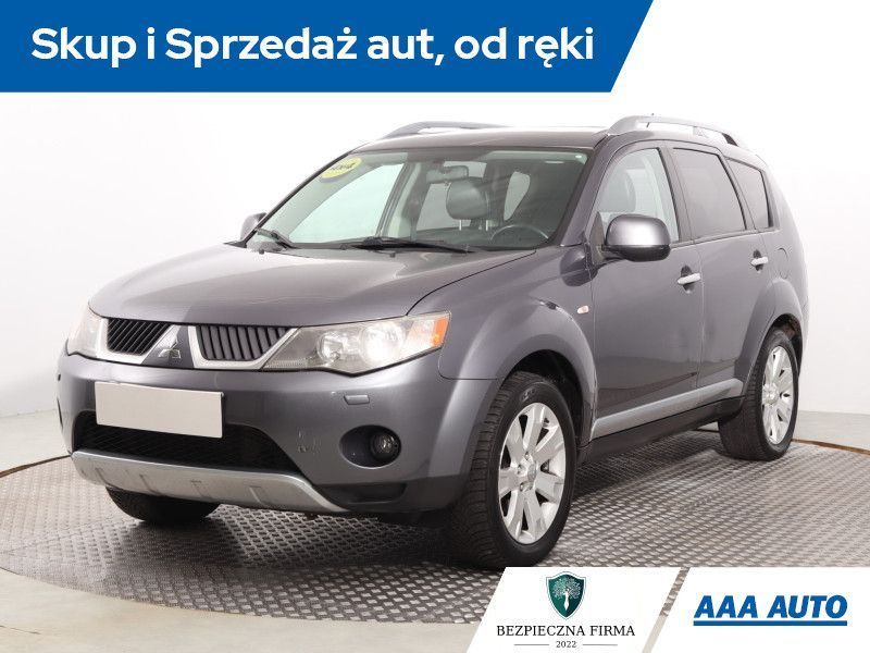 Mitsubishi Outlander 2.0 DI-D, 7 miejsc, Xenon, Klimatronic, Tempomat,