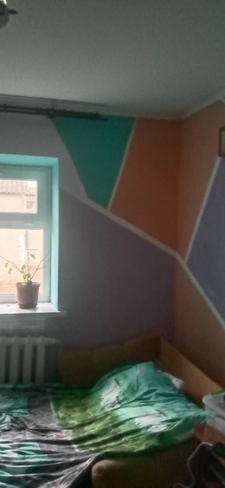 Продам дом ,Петровка( Буялык) зимнего строения в центре поселка.