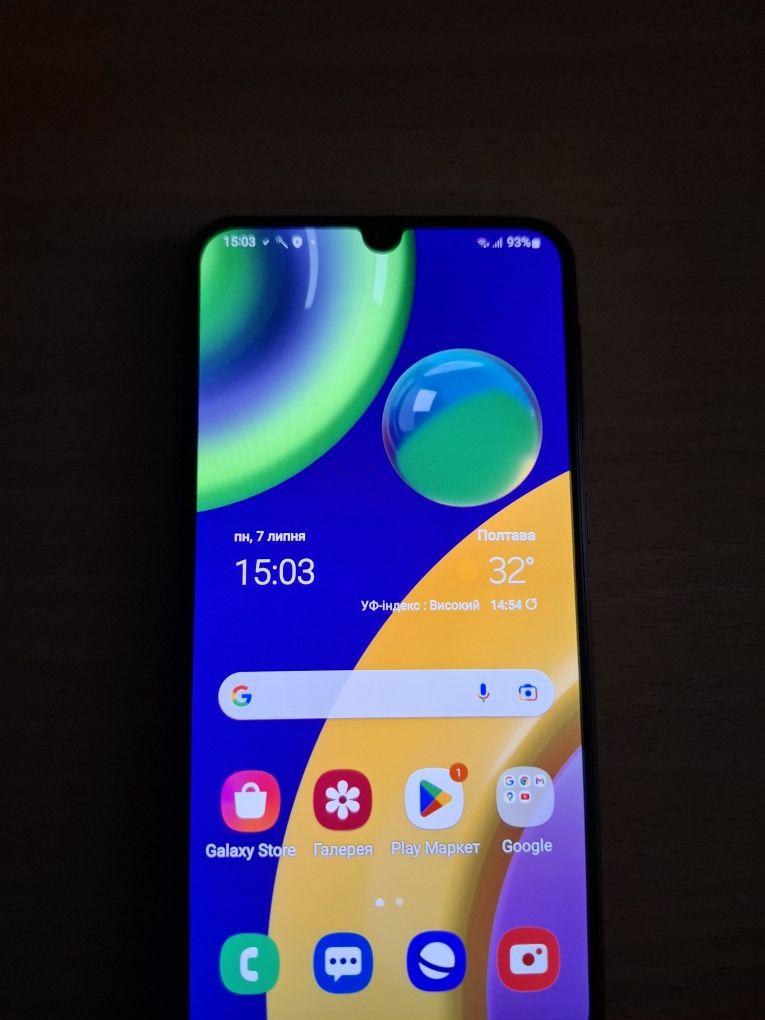 Продам смартфон Samsung Galaxy M21 Black (SM-M215FZKUSEK)