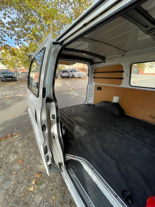 Hyundai H1 2.5 D Turbo Intercooler (91530km c/Nova)